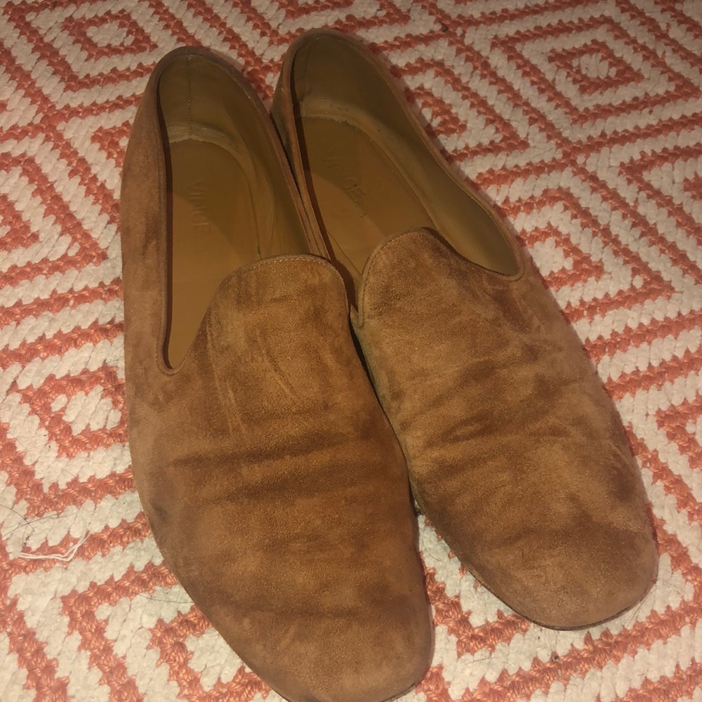 Gorgeous brown suede Vince flats/loafers